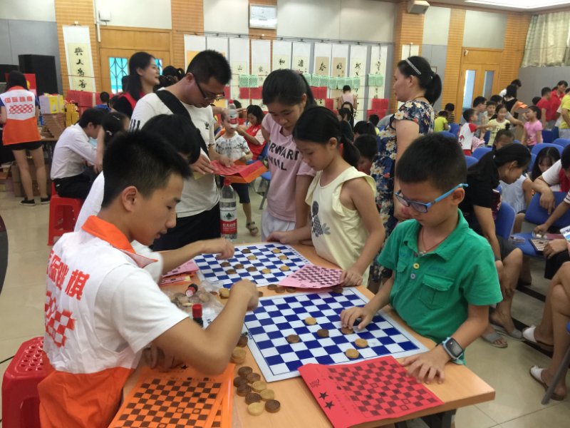 国际跳棋客户端报名国际跳棋的规则和走法