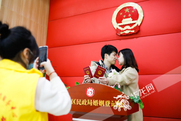 婚客户端客户端免费下载-第2张图片-太平洋在线下载