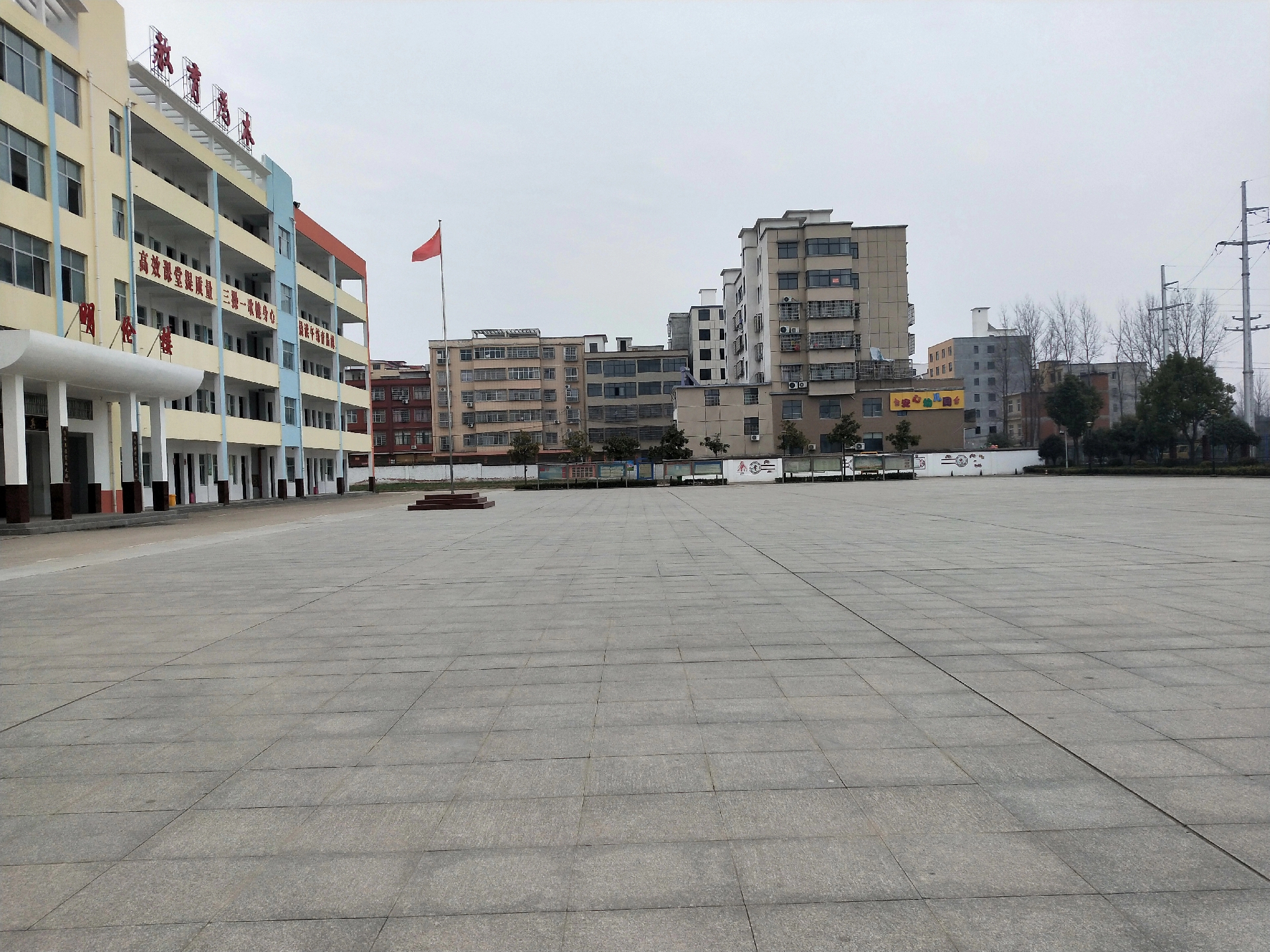 校园客户端105错误乌克兰征召105万人入伍-第2张图片-太平洋在线下载